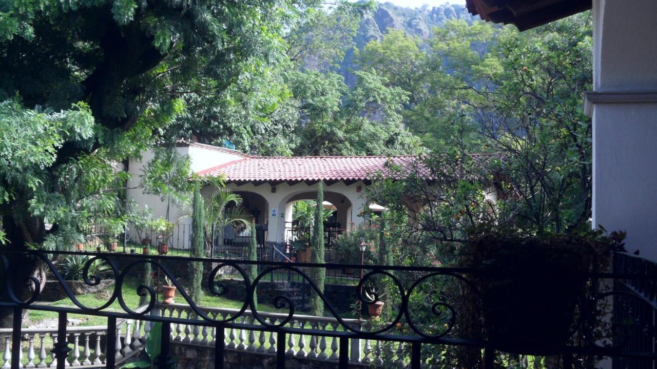 Отель Hacienda Maria Elena Тепостлан Экстерьер фото