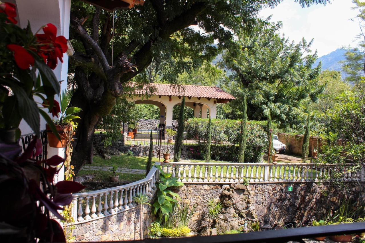Отель Hacienda Maria Elena Тепостлан Экстерьер фото