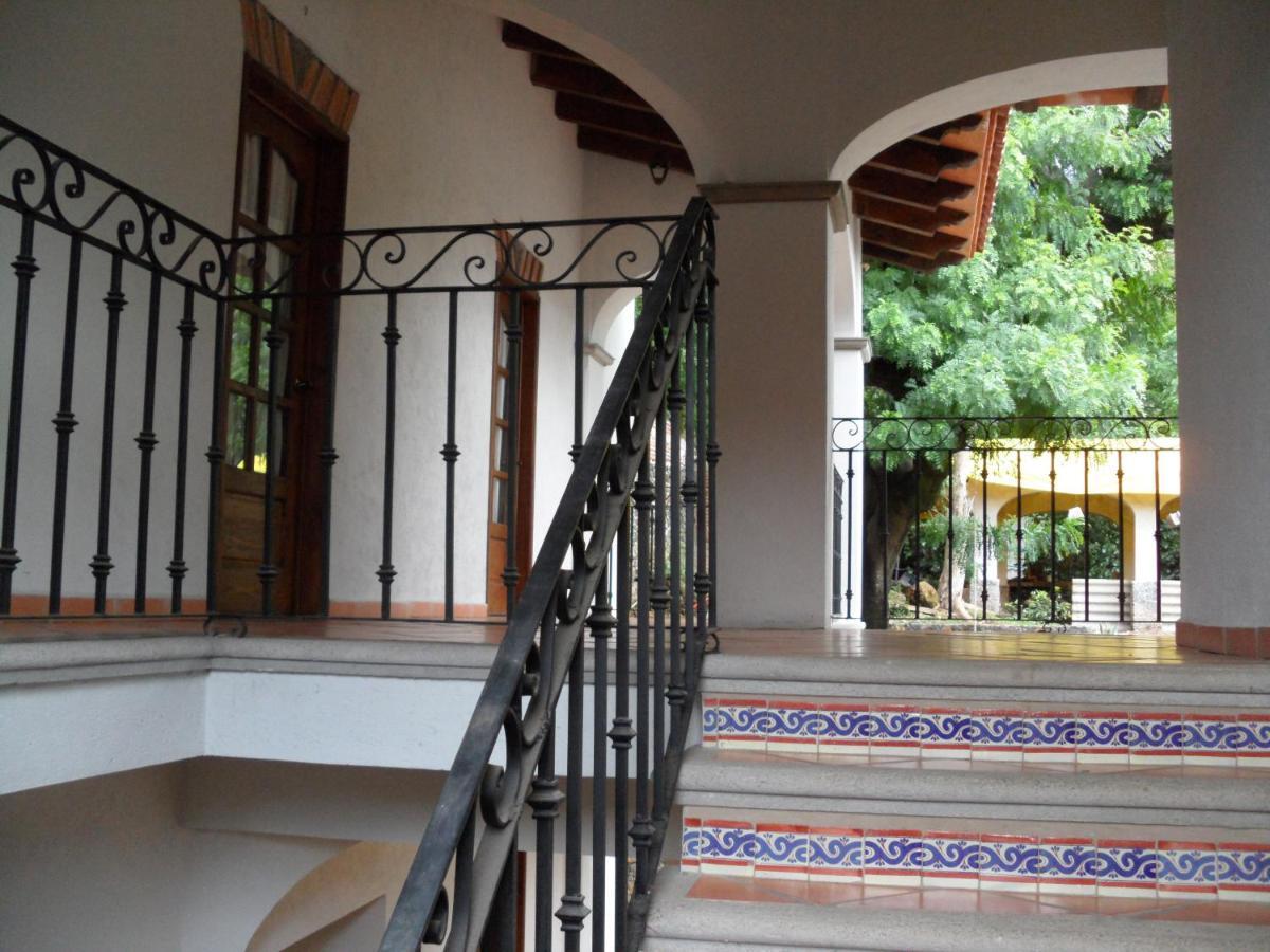 Отель Hacienda Maria Elena Тепостлан Экстерьер фото